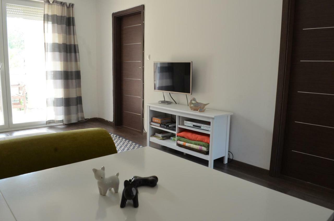 Hannajo Apartman Zamárdi Exterior foto
